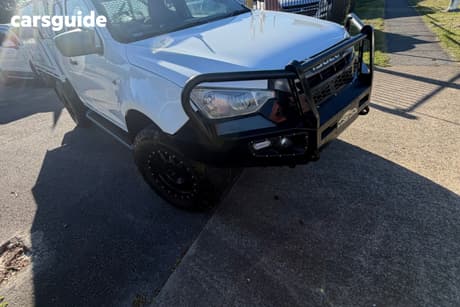 White 2021 Isuzu D-MAX Crew Cab Utility Sx (4X4)
