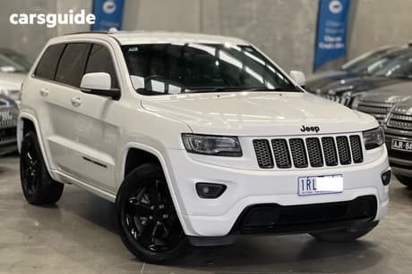 White 2015 Jeep Grand Cherokee Wagon Blackhawk