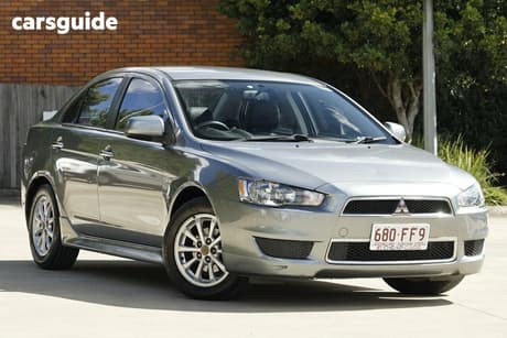 Silver 2013 Mitsubishi Lancer Sedan Lx