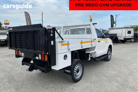 White 2019 Toyota Hilux Cab Chassis Sr (4X4)
