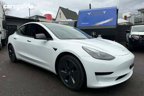 White 2022 Tesla Model 3 Sedan Rear-Wheel Drive