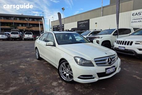 White 2011 Mercedes-Benz C250 Sedan Avantgarde Be