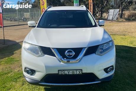 White 2014 Nissan X-Trail Wagon St-L (4X4)