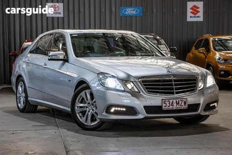 Silver 2010 Mercedes-Benz 250 Sedan CDI AVANTGARDE 212