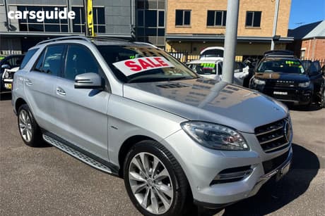 Silver 2012 Mercedes-Benz ML350 Wagon Cdi Bluetec (4X4)