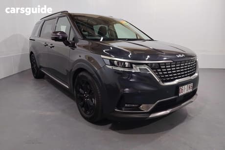 Grey 2023 Kia Carnival Wagon Platinum