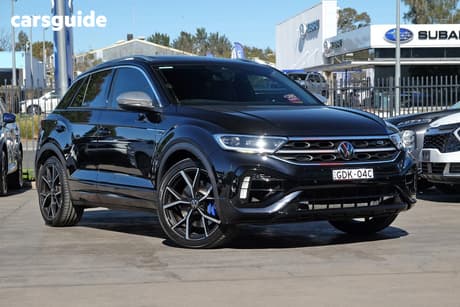 Black 2022 Volkswagen T-ROC Wagon R