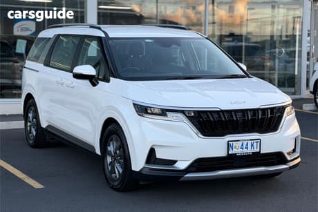 White 2022 Kia Carnival Wagon S