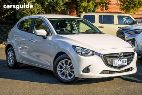 White 2016 Mazda 2 Hatchback Maxx