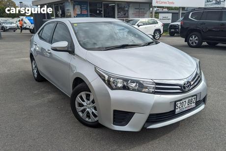 Silver 2014 Toyota Corolla Sedan Ascent