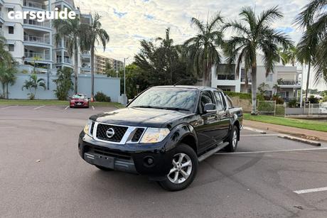 Black 2013 Nissan Navara Dual Cab Pick-up St (4X4)
