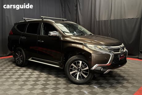 Bronze 2017 Mitsubishi Pajero Sport Wagon Exceed (4X4) 7 Seat