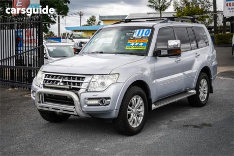 Silver 2015 Mitsubishi Pajero Wagon Glx Lwb (4X4)