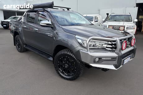Grey 2015 Toyota Hilux Dual Cab Utility Sr5 (4X4)