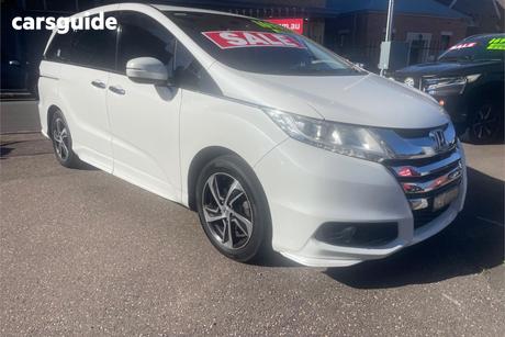 White 2014 Honda Odyssey Wagon Vti-L