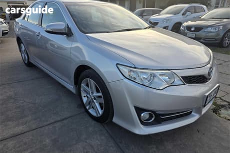 Silver 2011 Toyota Camry Sedan Atara S
