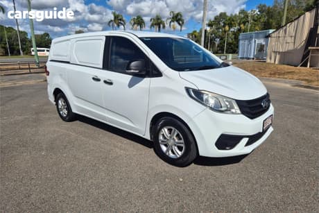 White 2022 LDV G10 Van Lift Door