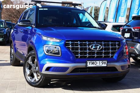 Blue 2023 Hyundai Venue Wagon Elite (Black) Sunroof
