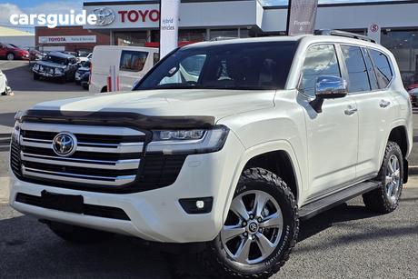 White 2022 Toyota Landcruiser Wagon Lc300 Sahara (4X4)