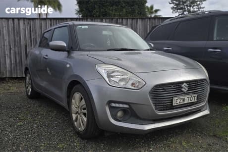 Silver 2018 Suzuki Swift Hatchback Gl Navigator