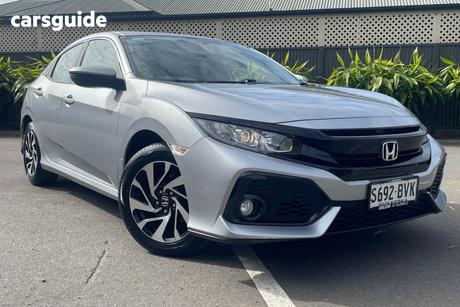 Silver 2017 Honda Civic Hatchback Vti-S