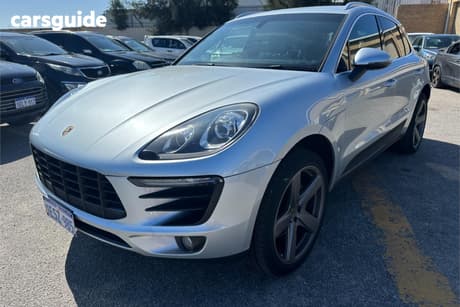 Silver 2015 Porsche Macan Wagon S Diesel
