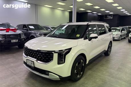 White 2026 Kia Carnival Wagon Sport+ Hev