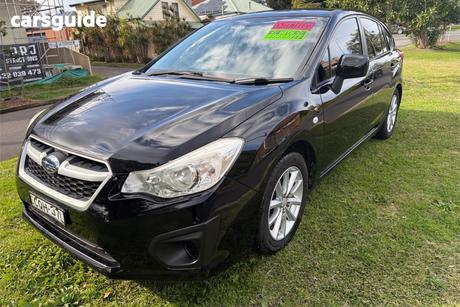 Black 2013 Subaru Impreza Hatchback 2.0I (Awd)