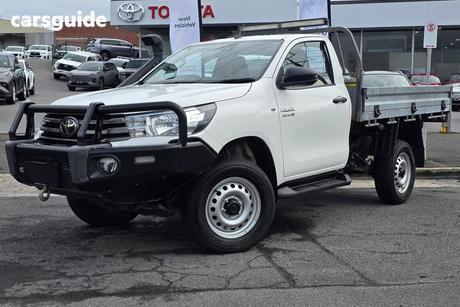 White 2021 Toyota Hilux Cab Chassis Sr (4X4)