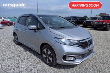 Silver 2019 Honda Fit Hatch HYBRID F HONDA SENSING