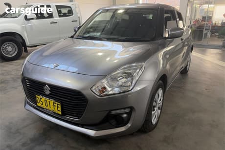 Silver 2017 Suzuki Swift Hatchback Gl Navigator