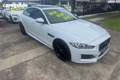 White 2015 Jaguar XE Sedan 20T R-Sport