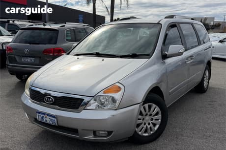Silver 2010 Kia Grand Carnival Wagon Platinum
