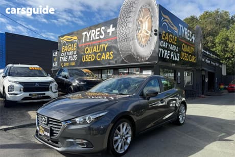 Grey 2018 Mazda 3 Hatchback Sp25