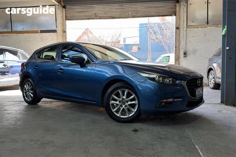 Blue 2017 Mazda 3 Hatchback Maxx