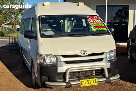 White 2015 Toyota HiAce Bus Commuter