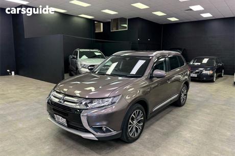 Brown 2017 Mitsubishi Outlander Wagon Ls 7 Seat (2Wd)