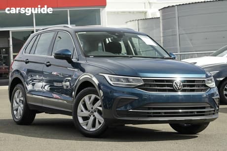 Blue 2023 Volkswagen Tiguan Wagon 110Tsi Life