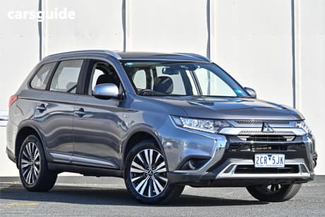 Grey 2019 Mitsubishi Outlander Wagon Es Adas 5 Seat (Awd)