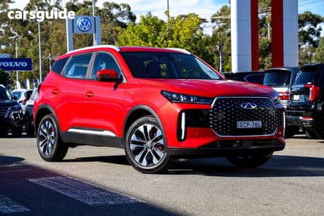 Red 2026 Chery Tiggo 4 Wagon Ultimate