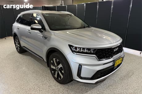 Silver 2022 Kia Sorento Wagon Sport 7 Seat