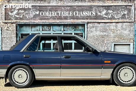 Blue 1989 Nissan Skyline Sedan Silhouette