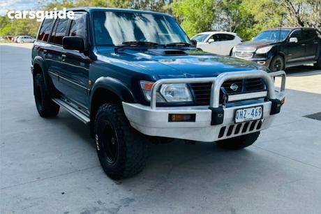 Blue 2000 Nissan Patrol Wagon St (4X4)