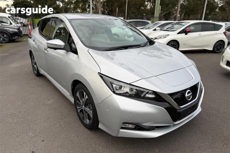 Silver 2018 Nissan Leaf Hatch G