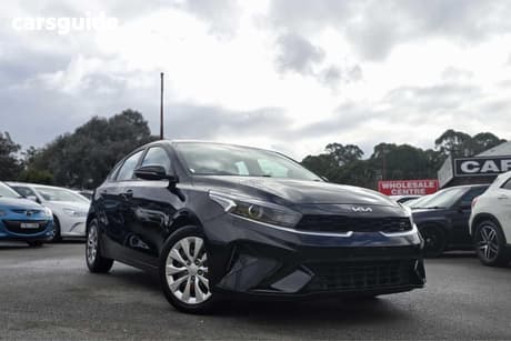 Black 2021 Kia Cerato Hatchback S