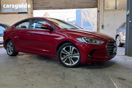 Red 2016 Hyundai Elantra Sedan Elite 2.0 Mpi