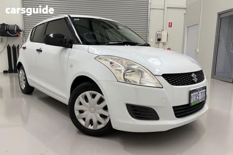 White 2012 Suzuki Swift Hatchback Ga