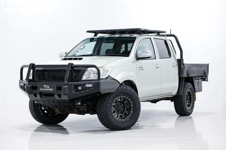Silver 2011 Toyota Hilux Dual Cab Pick-up Sr5 (4X4)