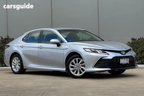 Silver 2024 Toyota Camry Sedan Ascent
