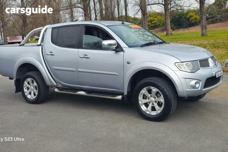 Silver 2014 Mitsubishi Triton Double Cab Utility Glx-R (4X4)